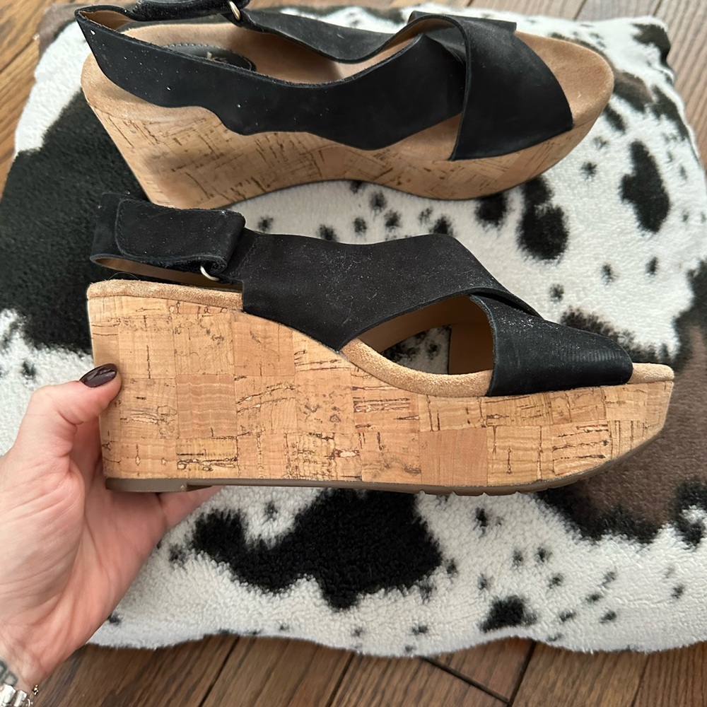 Clarks Black and Tan Wedge Sandals